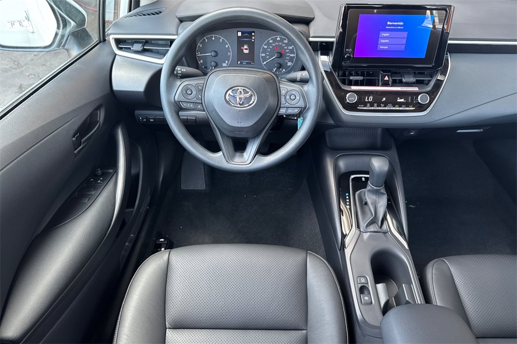 2025 Toyota Corolla LE photo 12