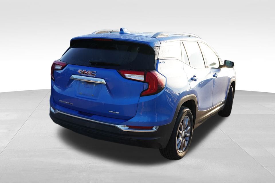 2024 Gmc Terrain SLT photo 3