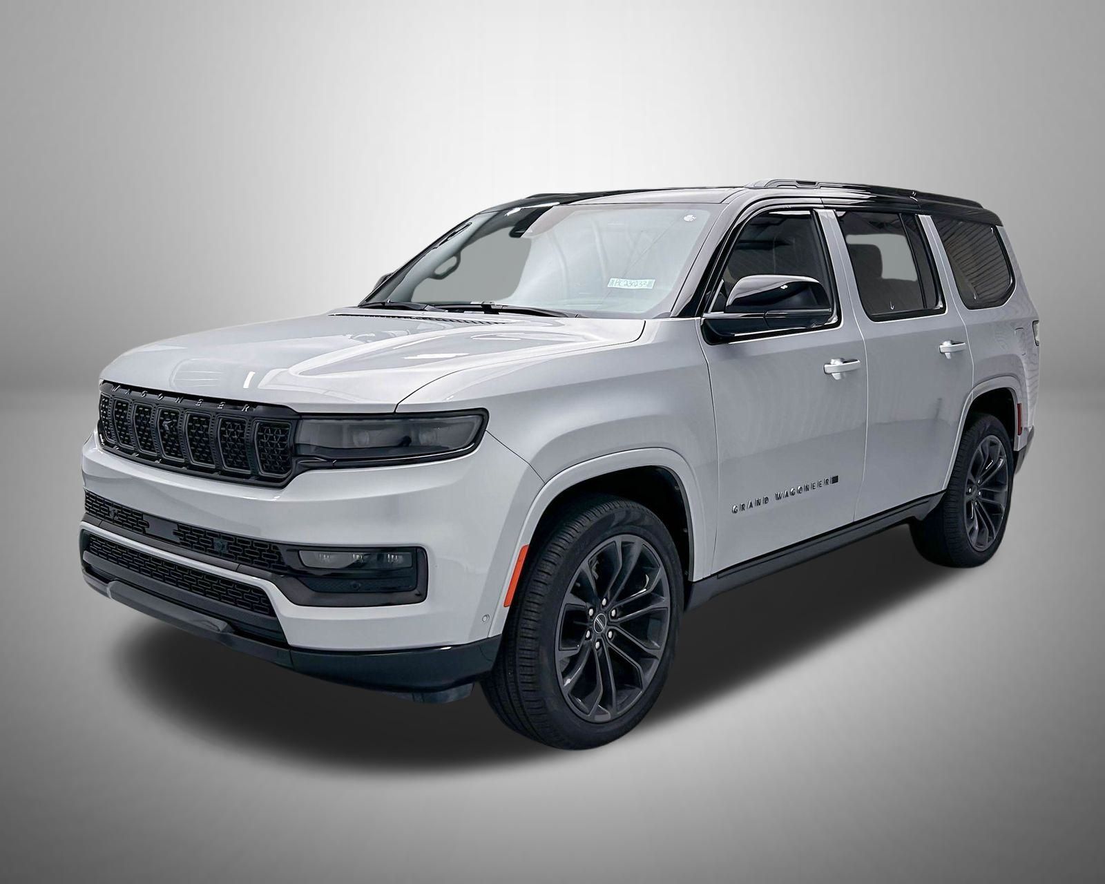 2023 Jeep Grand Wagoneer Series II's photo