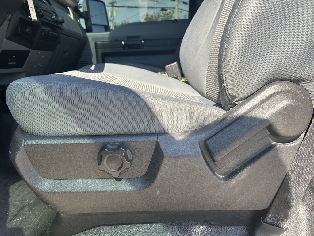 2013 Ford F-250 photo 14