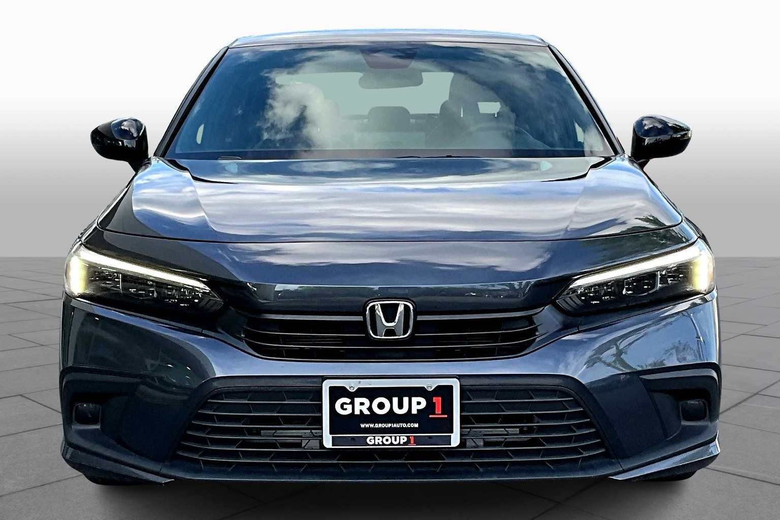 2024 Honda Civic Sport photo 3