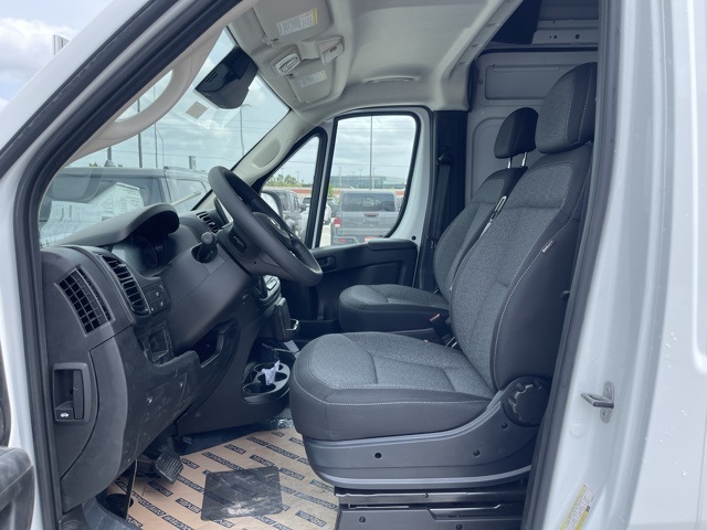 2025 Ram ProMaster 2500 photo 14
