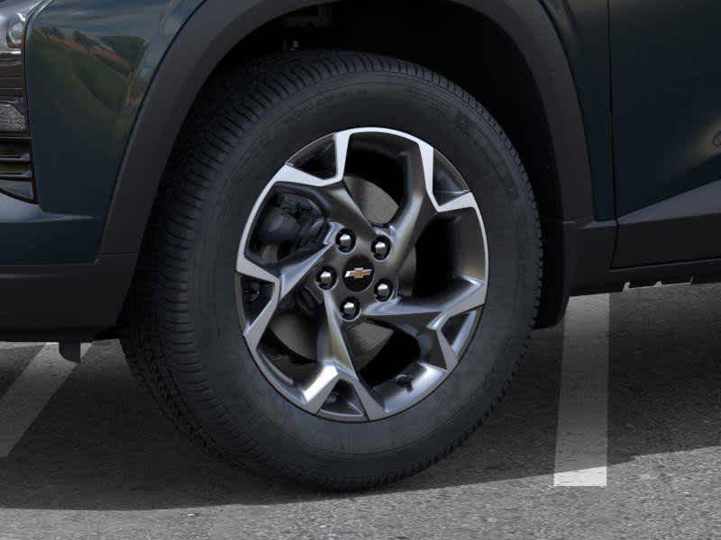 2025 Chevrolet Trax LT photo 4