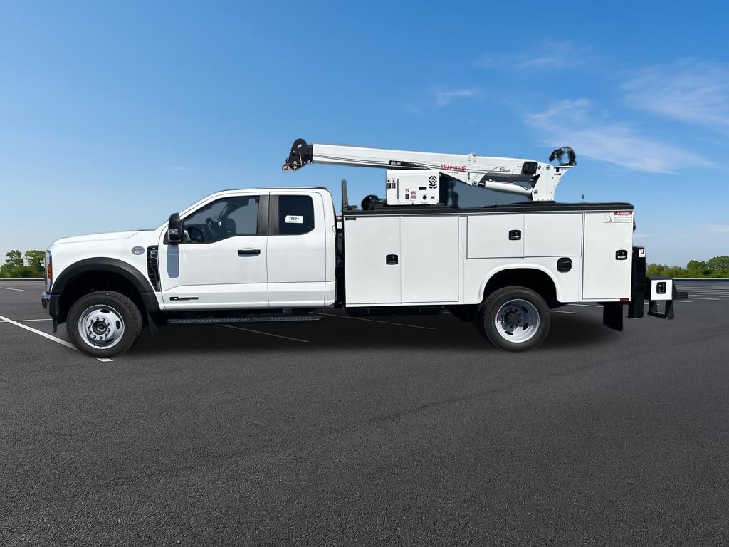 2025 Ford F-550 XL photo 2
