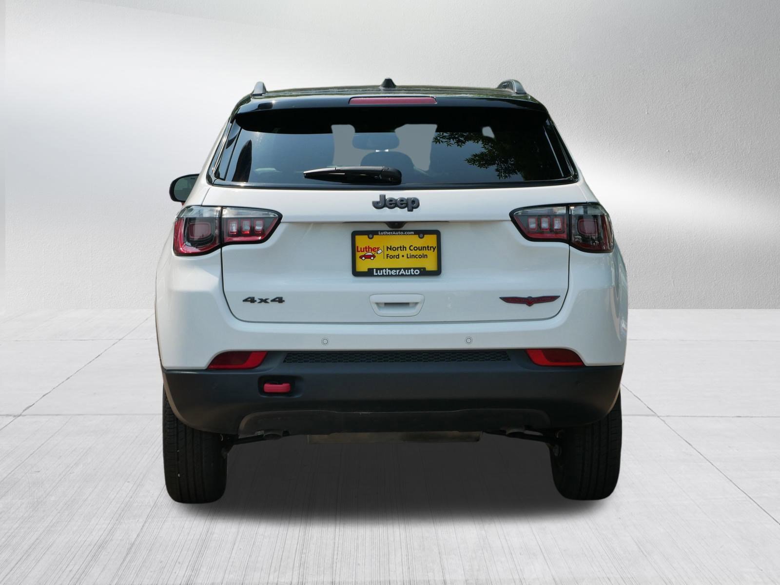 2024 Jeep Compass Trailhawk photo 4