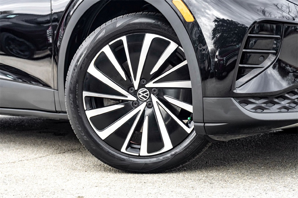 Used 2023 Volkswagen ID.4 PRO S with VIN 1V2FMPE86PC011517 for sale in San Antonio, TX