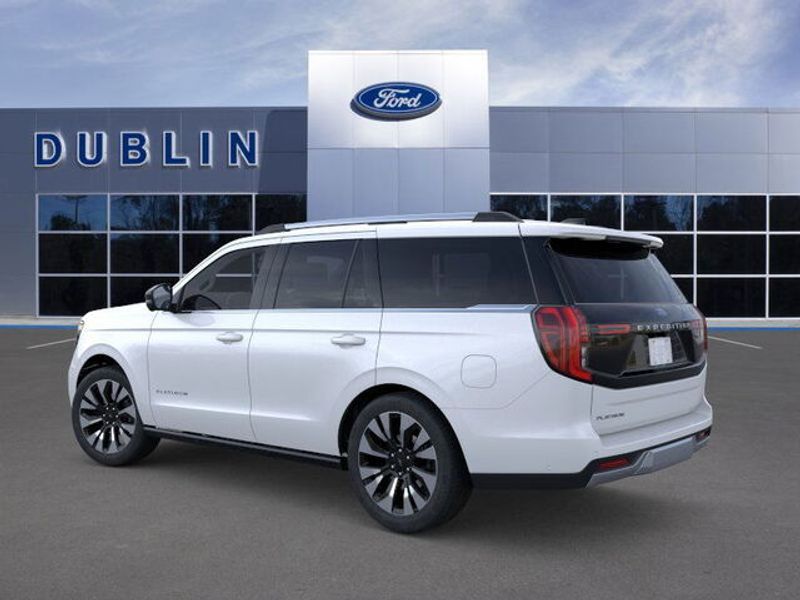 2025 Ford Expedition Platinum photo 3