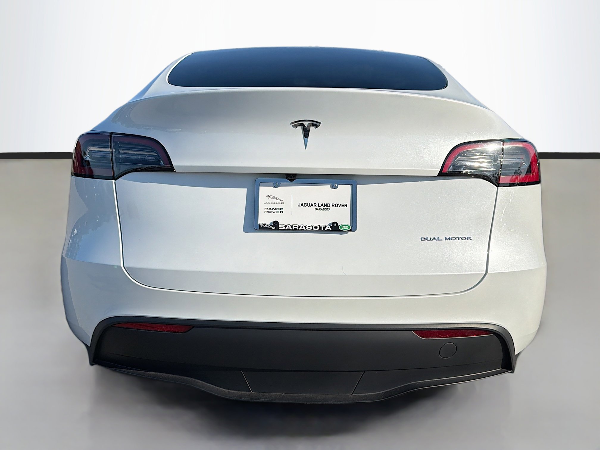 2023 Tesla Model Y Long Range photo 4