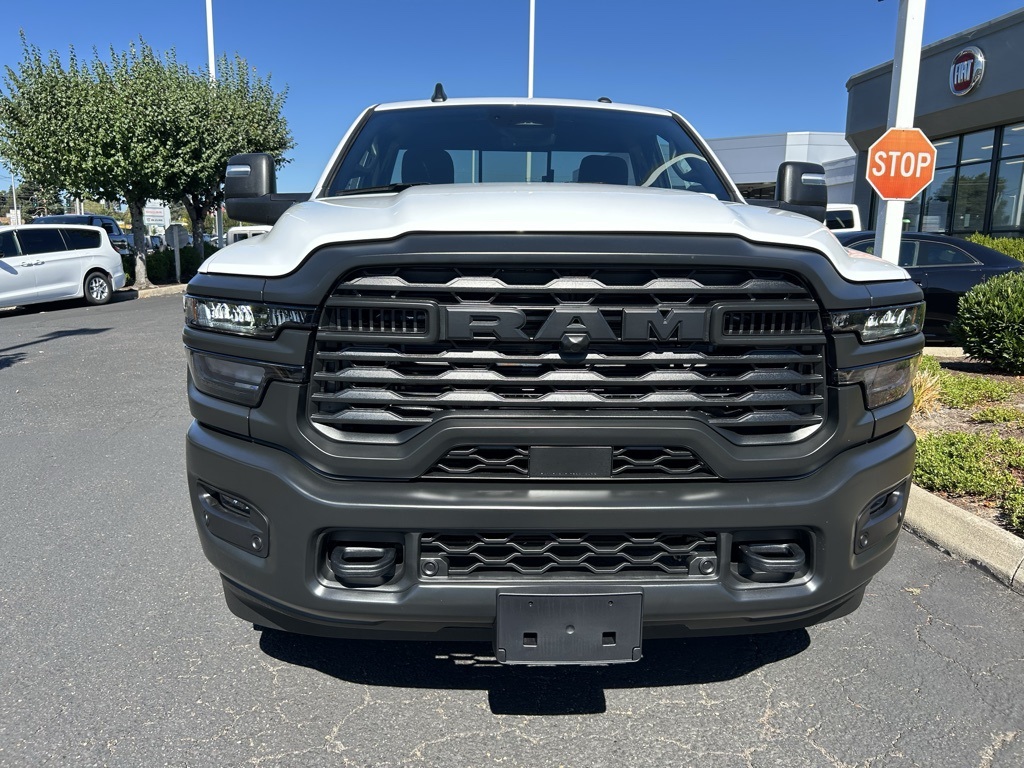 2025 Ram 2500 Tradesman photo 3