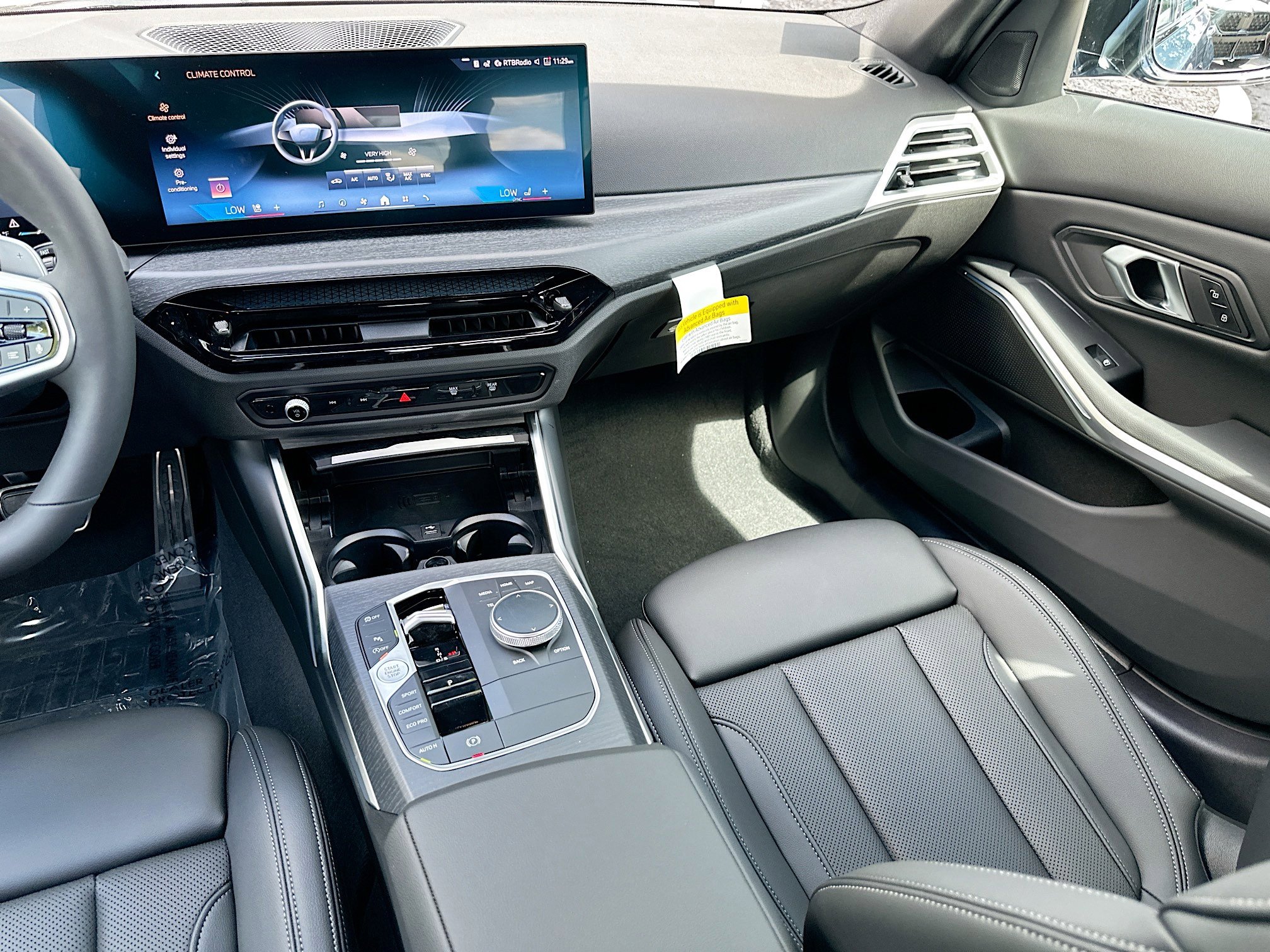 2026 Bmw 330i photo 18