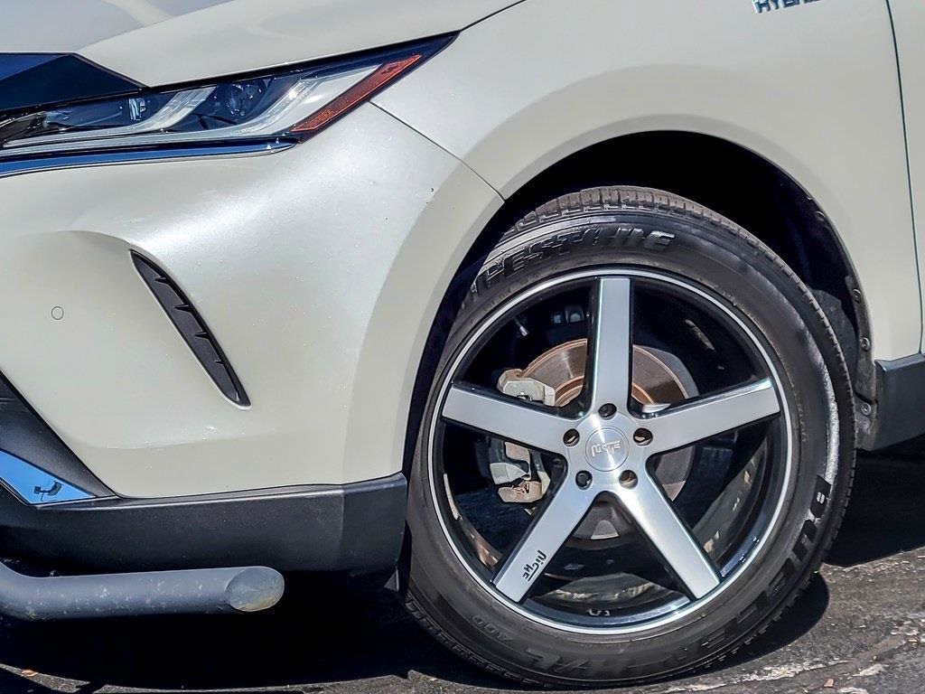 2021 Toyota Venza Limited photo 3