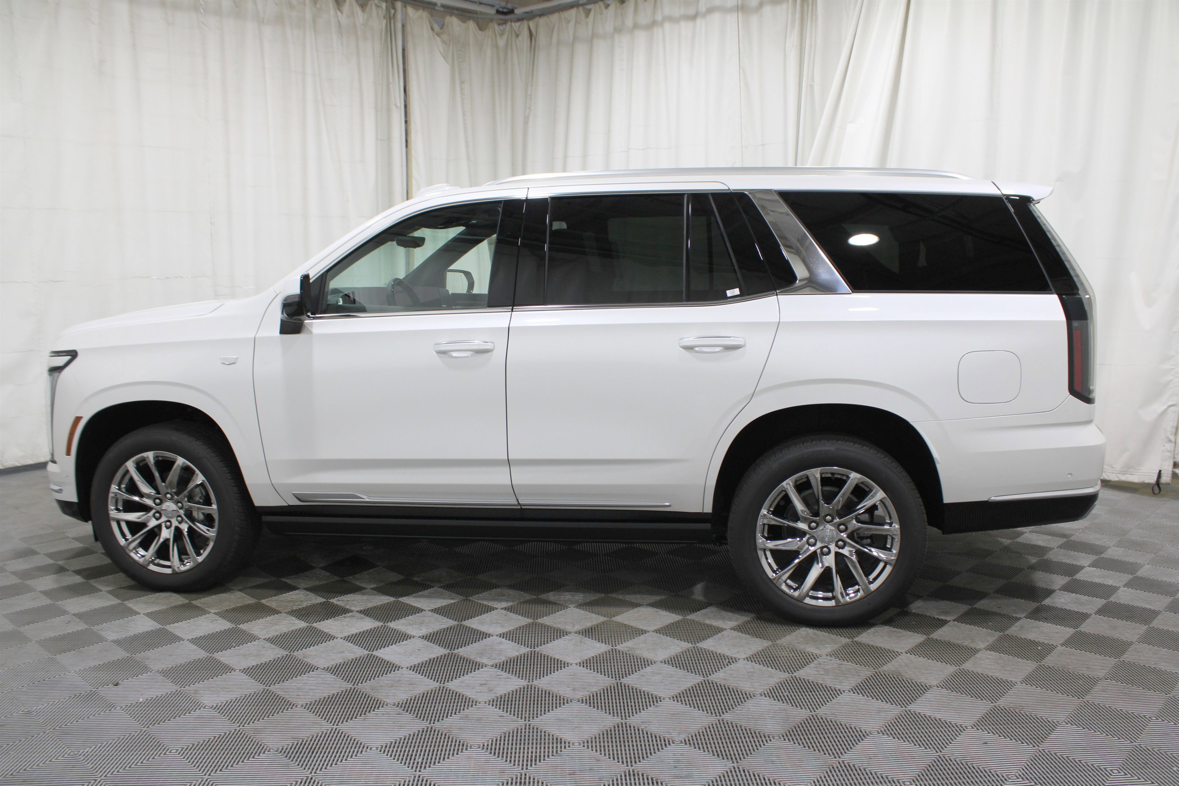 2025 Cadillac Escalade Premium Luxury photo 35
