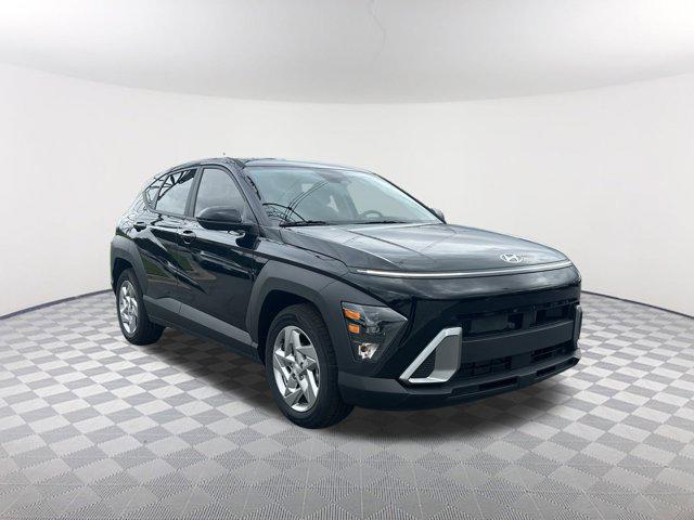 2026 Hyundai Kona SE photo 2