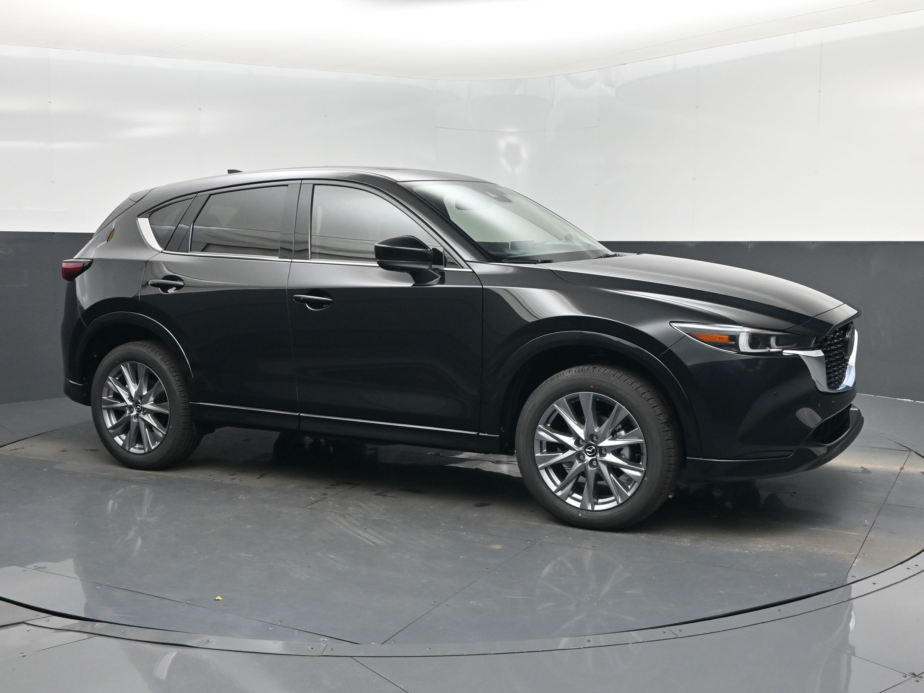 2025 Mazda CX-5 S Premium Plus package's photo