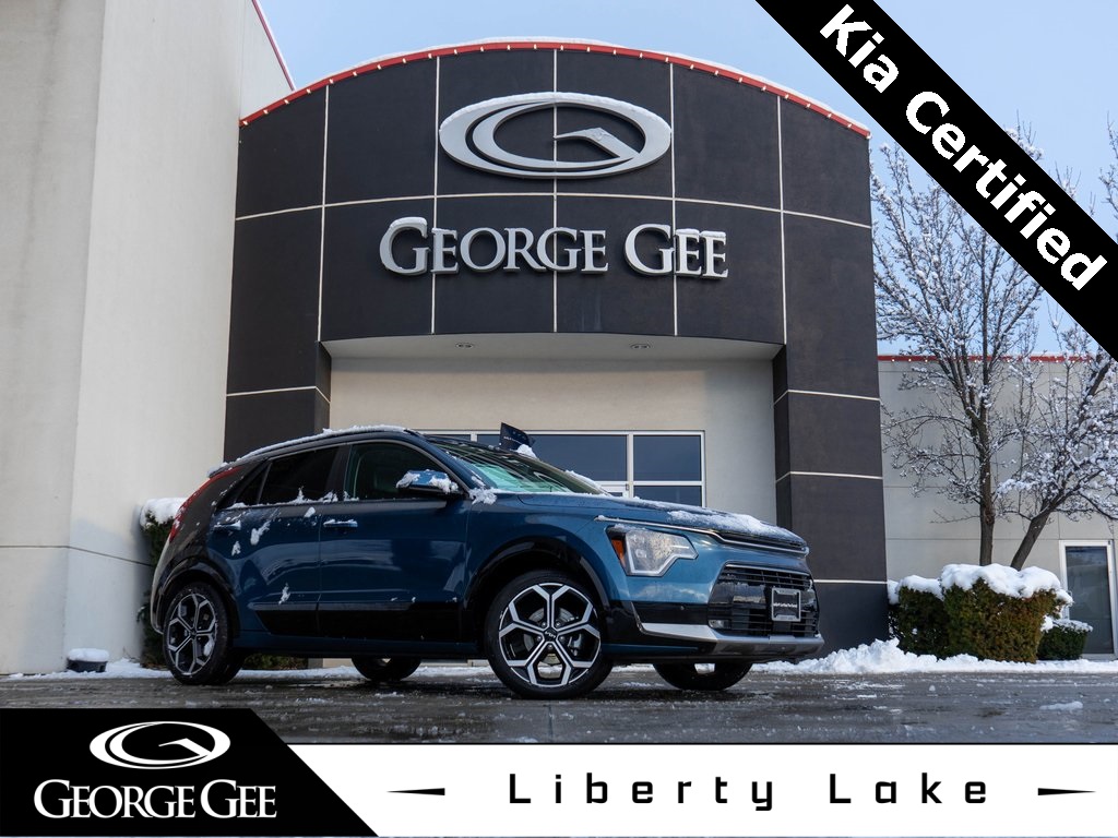 2025 Kia Niro SX Touring's photo