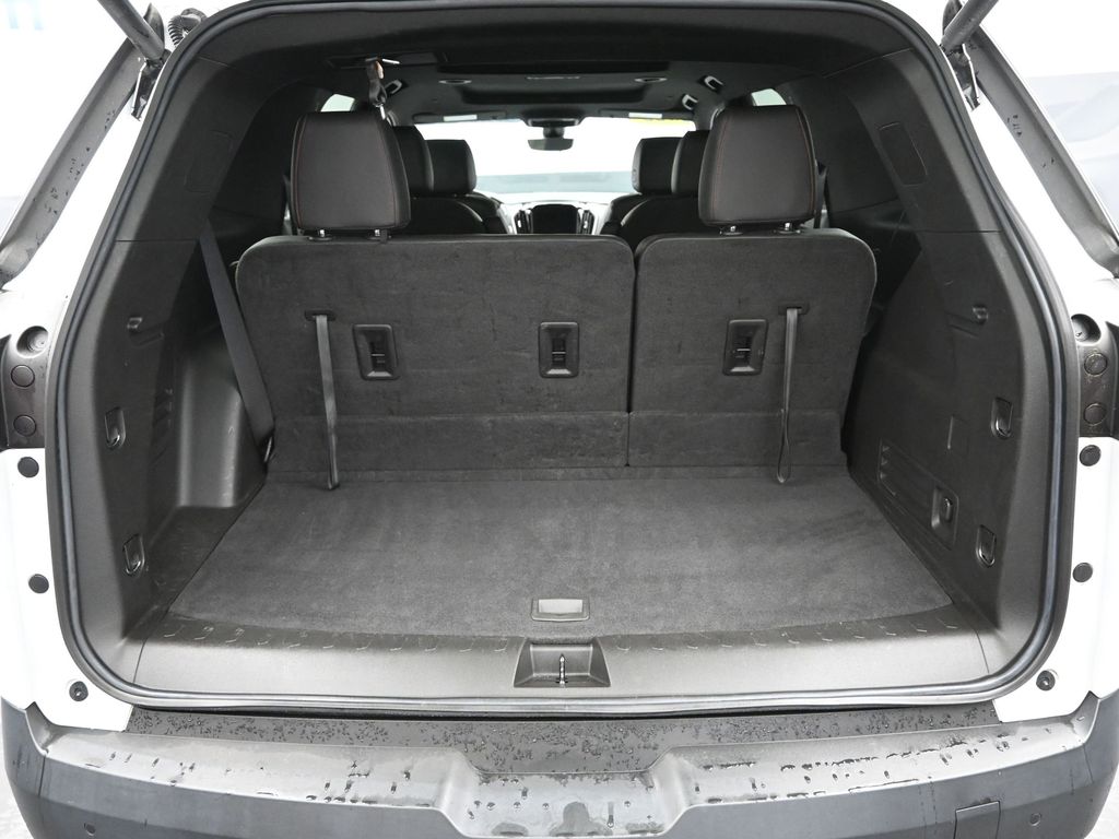 2022 Chevrolet Traverse RS photo 7