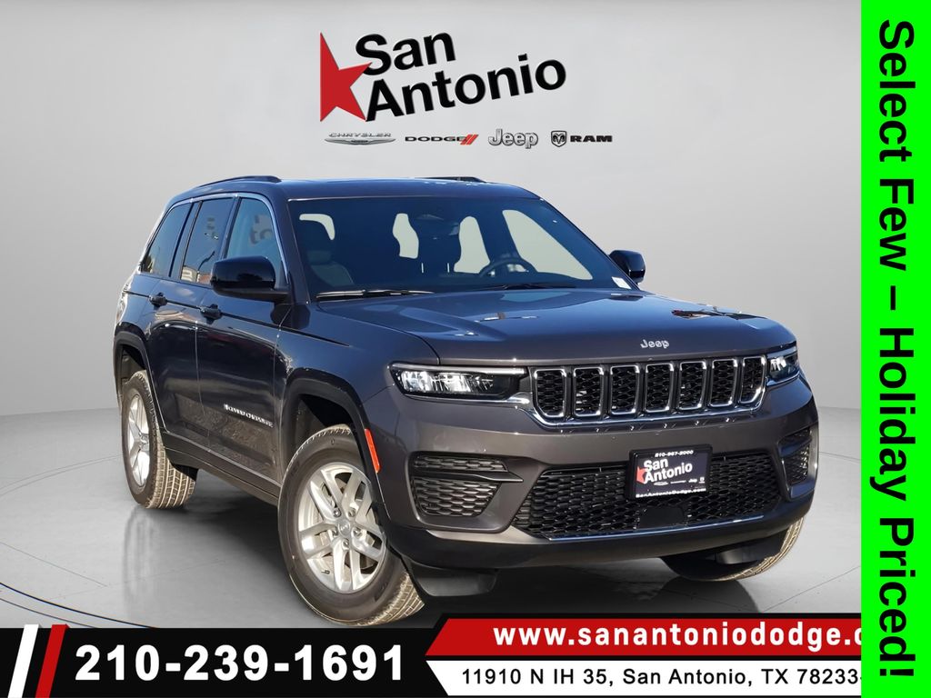 2025 Jeep Grand Cherokee Laredo's photo
