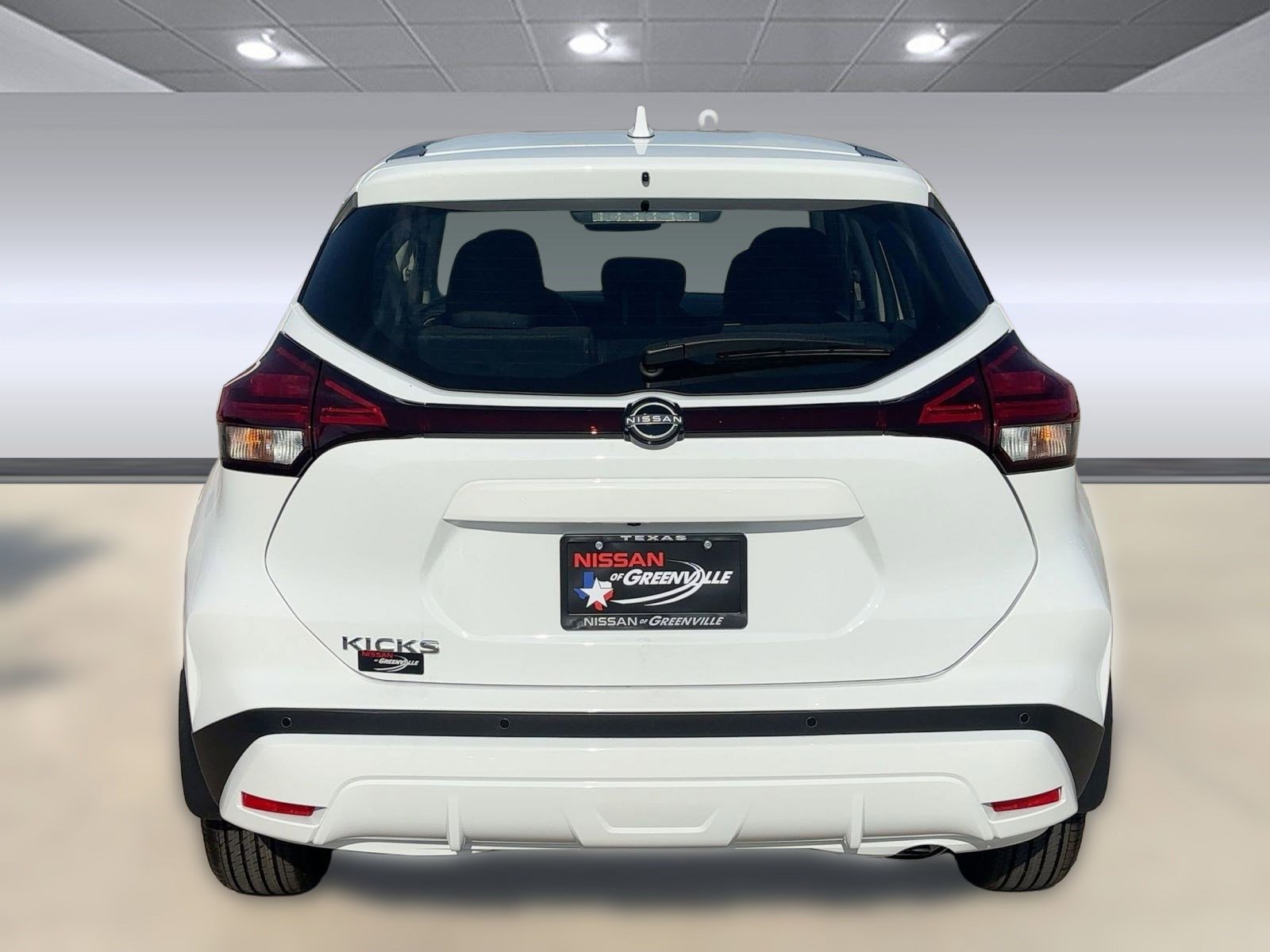 2025 Nissan Kicks Play S photo 10