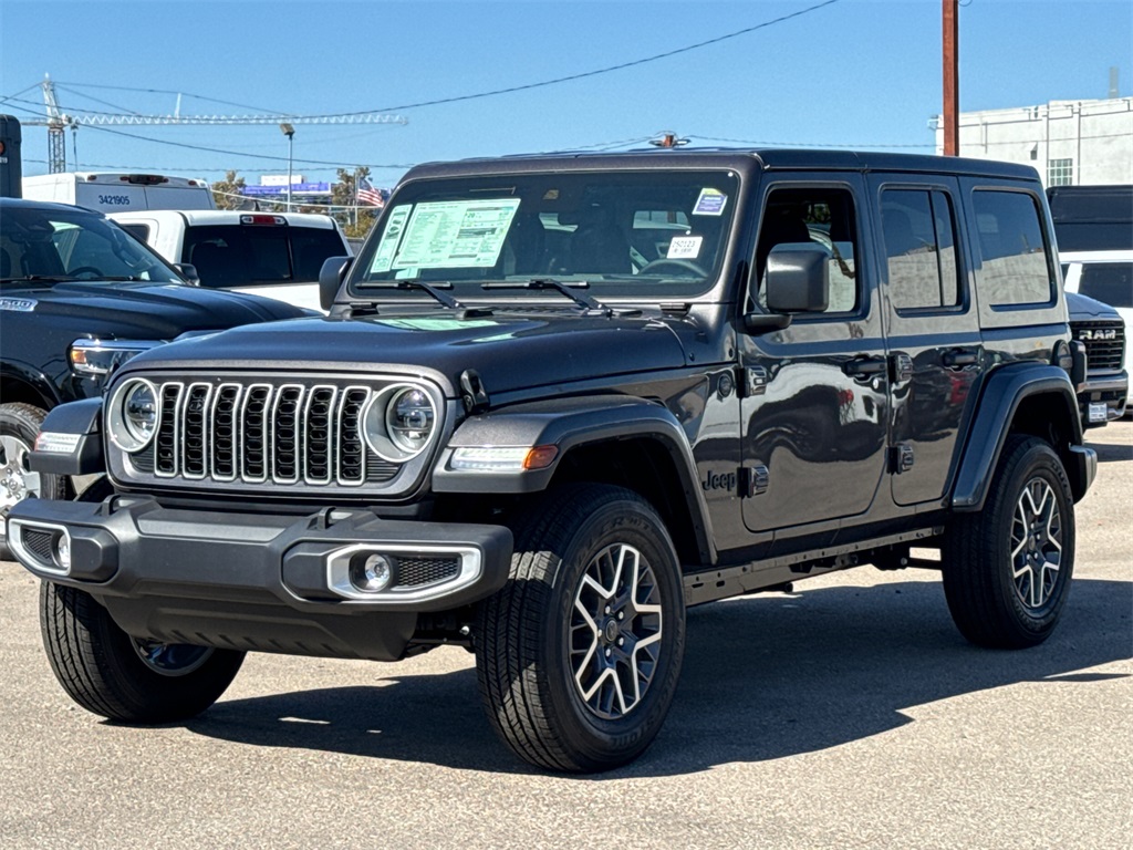 2025 Jeep Wrangler Sahara photo 3
