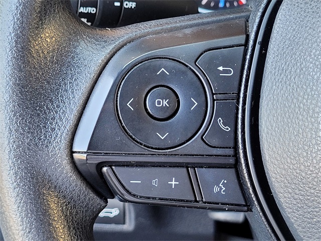 2020 Toyota RAV4 Hybrid XLE photo 28