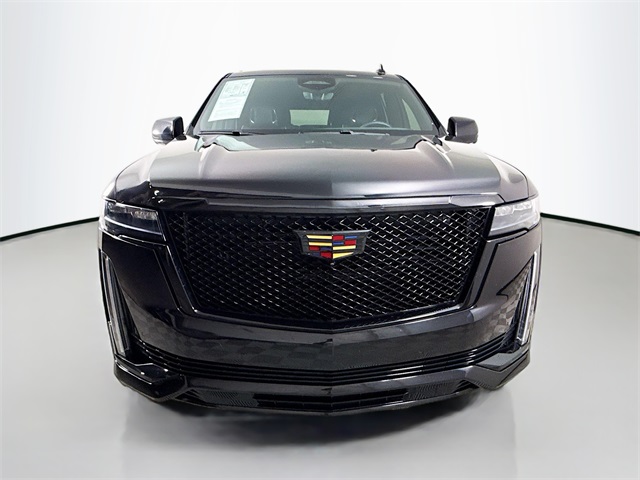 2023 Cadillac Escalade Sport photo 2