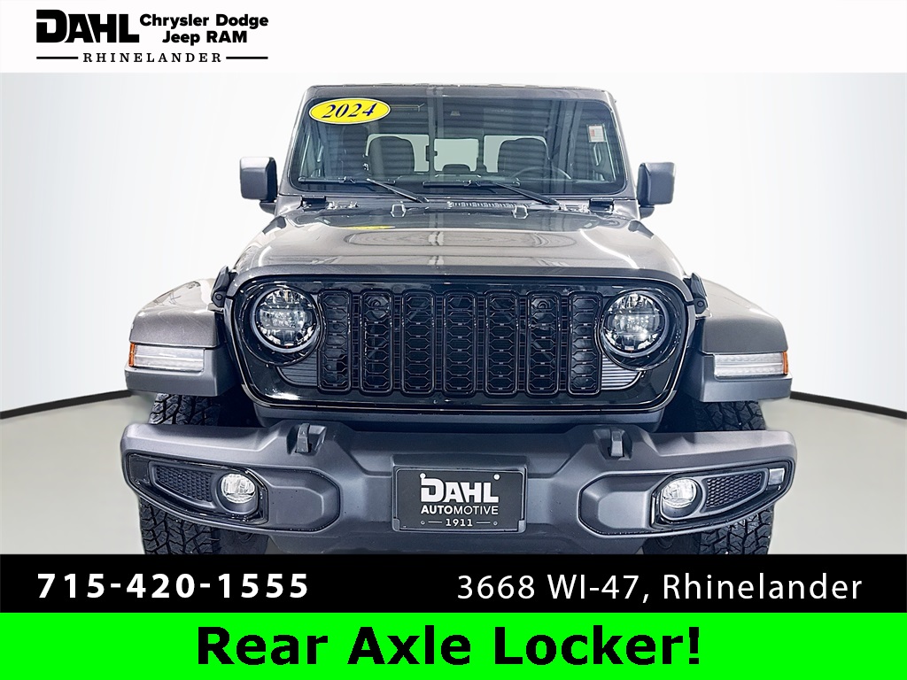 2024 Jeep Gladiator Willys photo 2