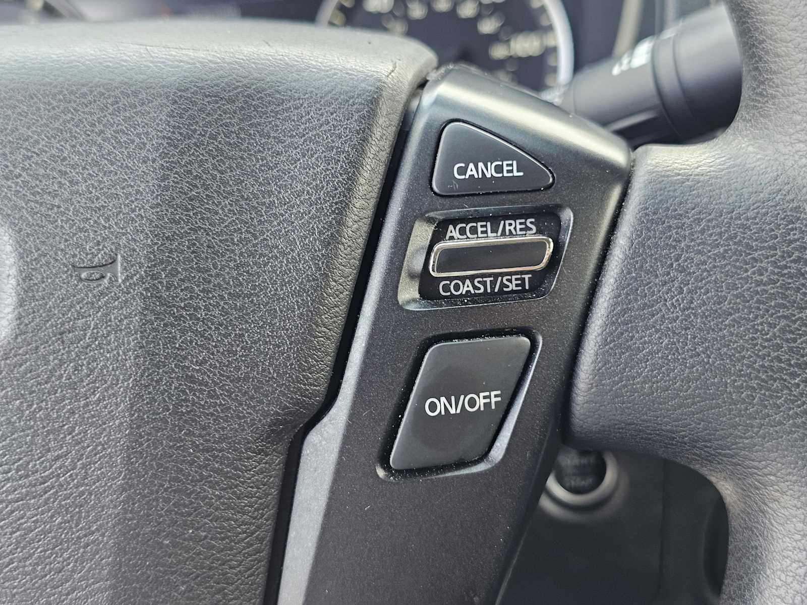 2024 Nissan Frontier SV photo 21