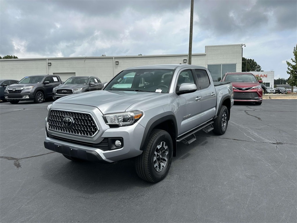 2019 Toyota Tacoma TRD Off-Road photo 3