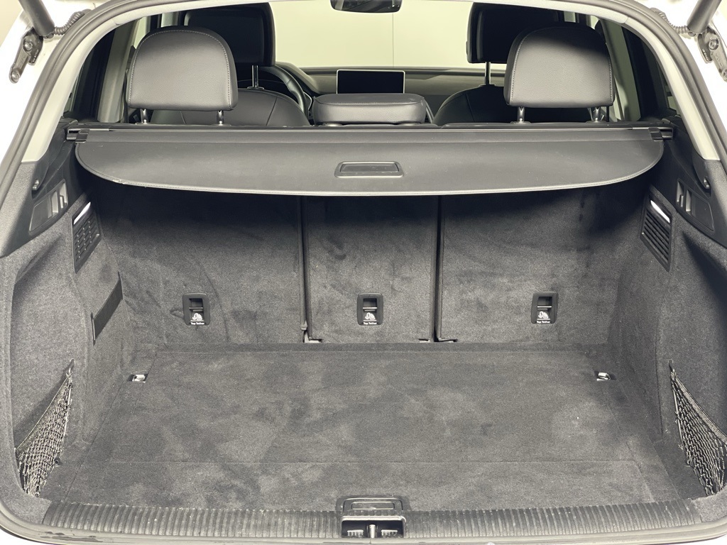 2020 Audi Q5 45 Premium Plus photo 17