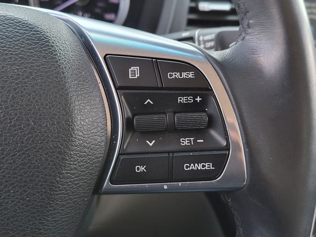 2018 Hyundai Sonata SEL photo 24