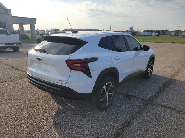 2024 Chevrolet Trax photo 15