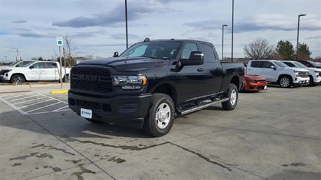 2024 Ram 2500 Tradesman photo 4