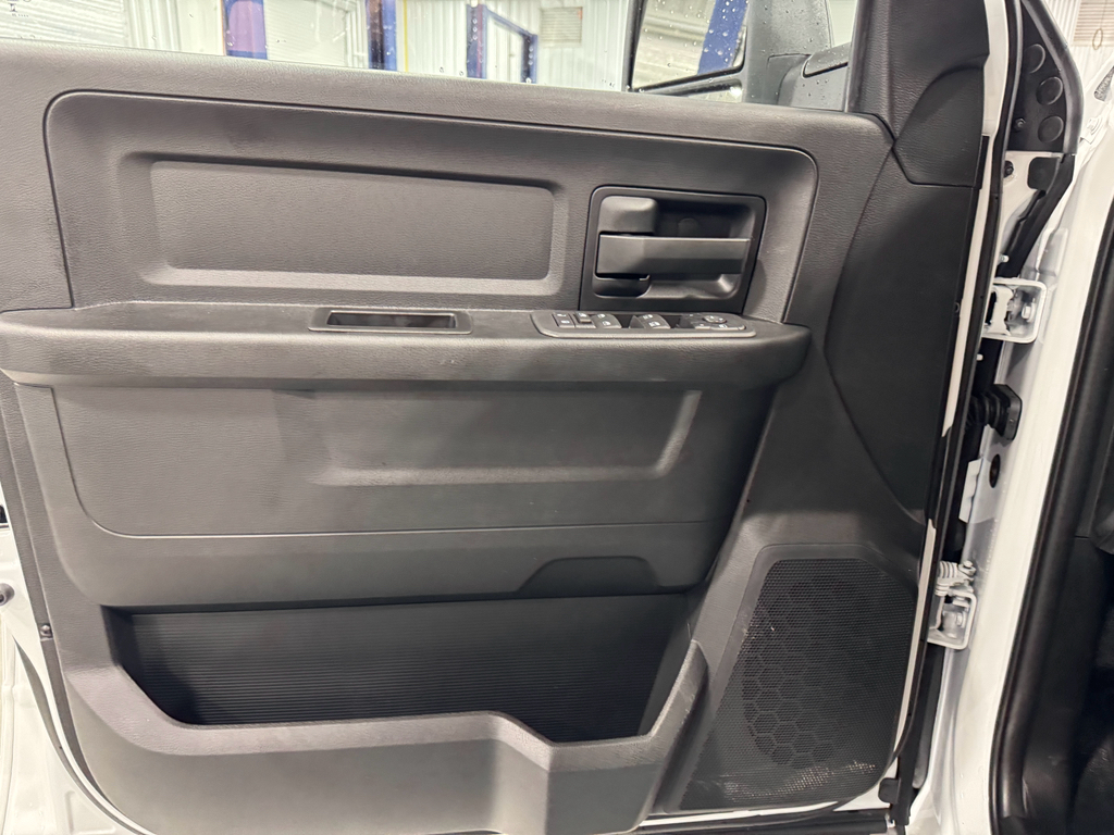2025 Ram 4500 Tradesman photo 17