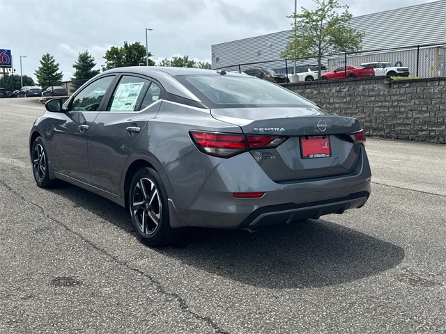 2025 Nissan Sentra SV photo 6
