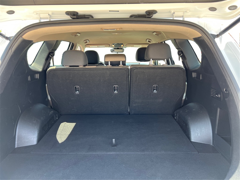 2022 Hyundai Santa Fe SEL photo 9