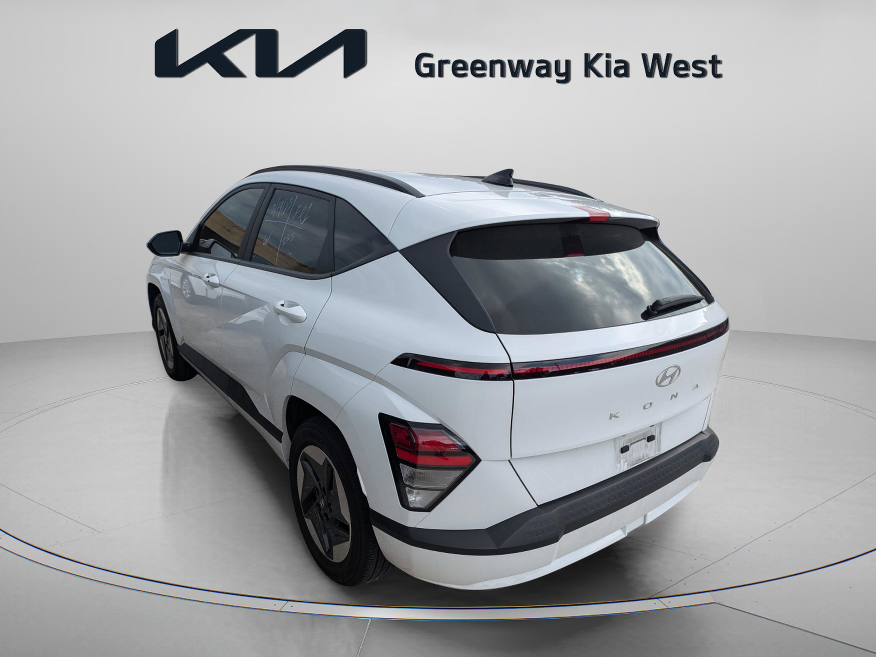2024 Hyundai Kona Electric SEL photo 3