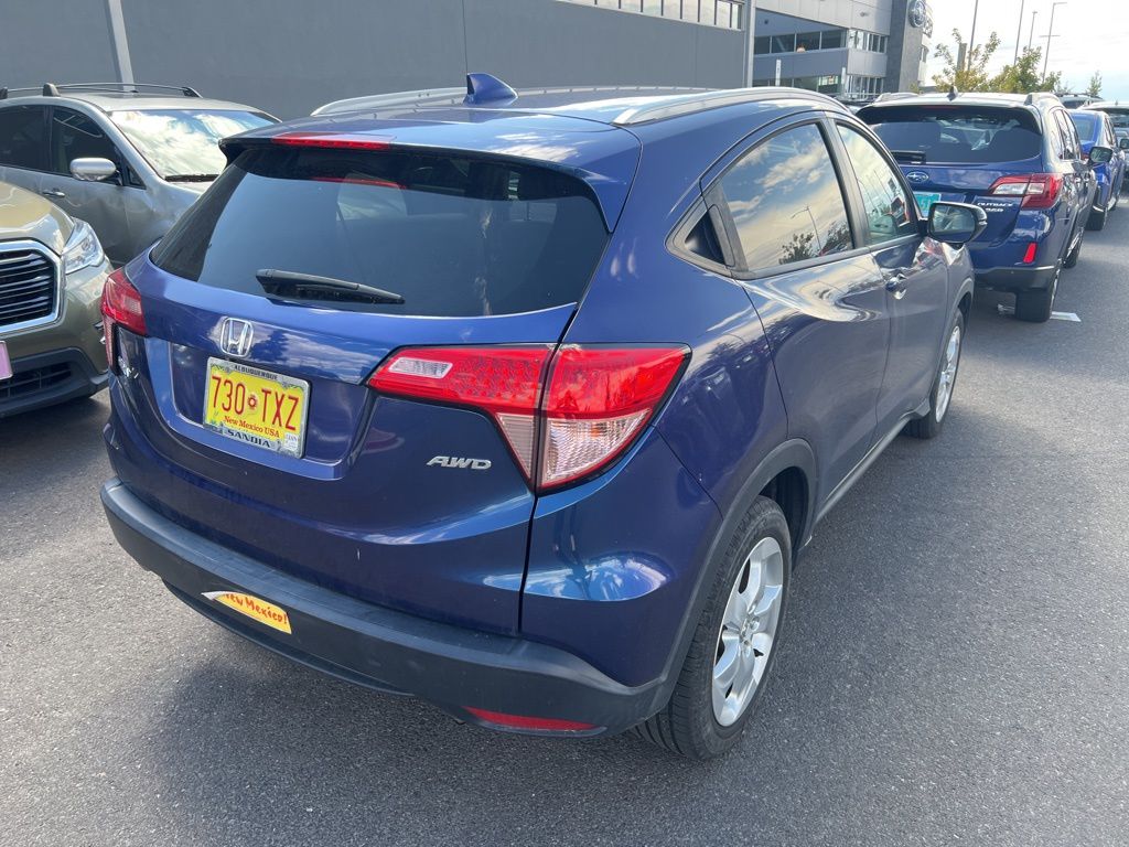 2016 Honda HR-V EX-L photo 4