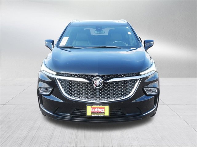 2024 Buick Enclave Avenir photo 2