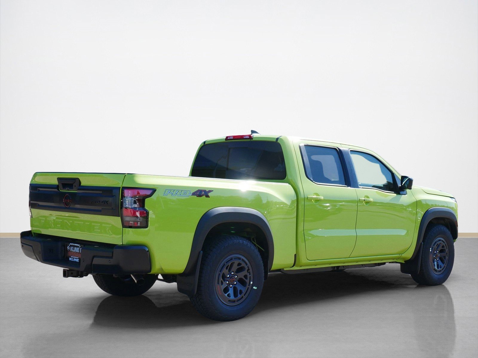 2026 Nissan Frontier Crew Cab PRO-4X photo 2
