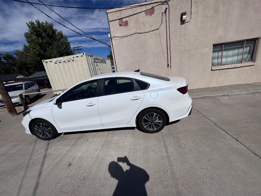 2023 Kia Forte LXS photo 8