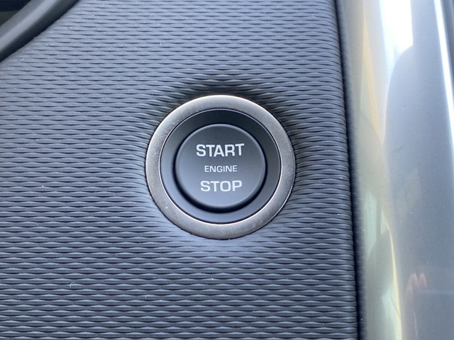 2025 Land Rover Discovery SE photo 11