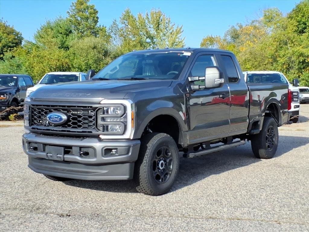 2026 Ford F-250 XL photo 3