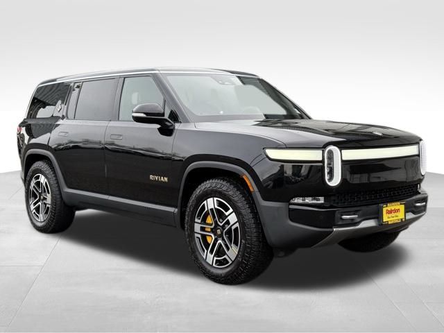 2023 Rivian R1S Adventure's photo