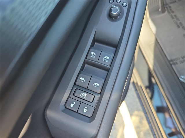 2025 Jeep Grand Cherokee Laredo X photo 13