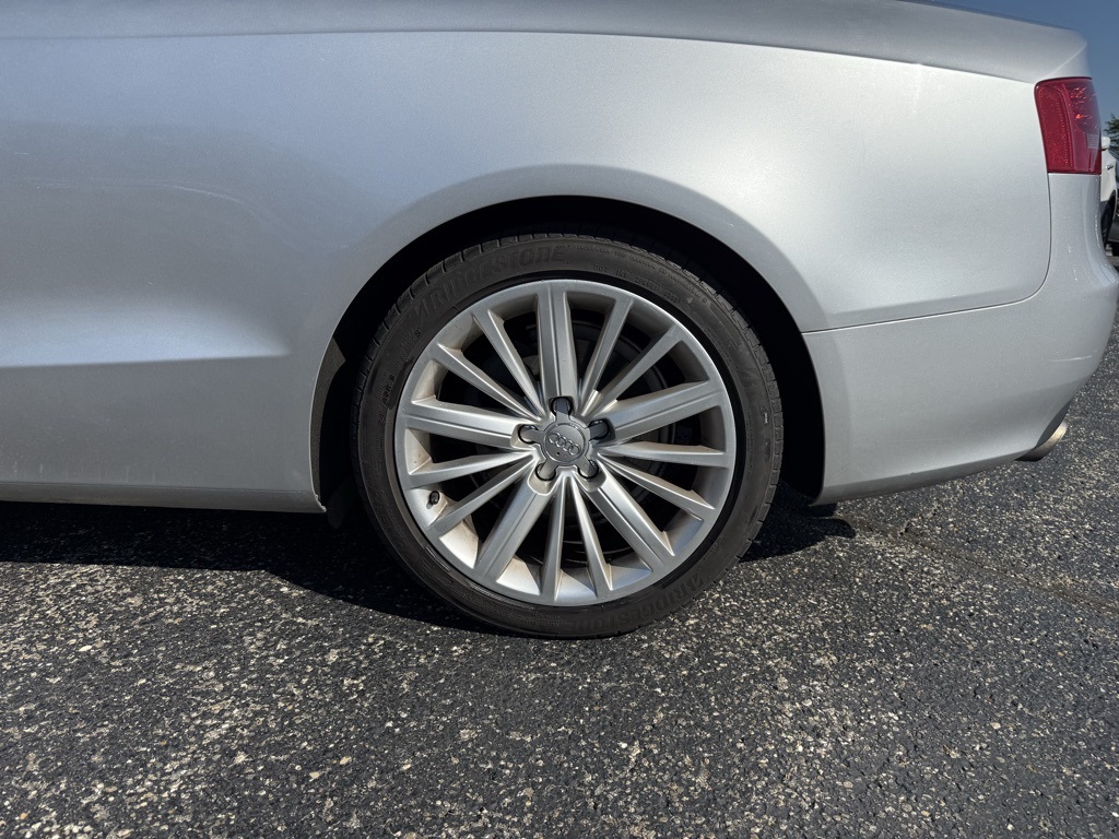 2010 Audi A5 2.0T Premium Quattro photo 10
