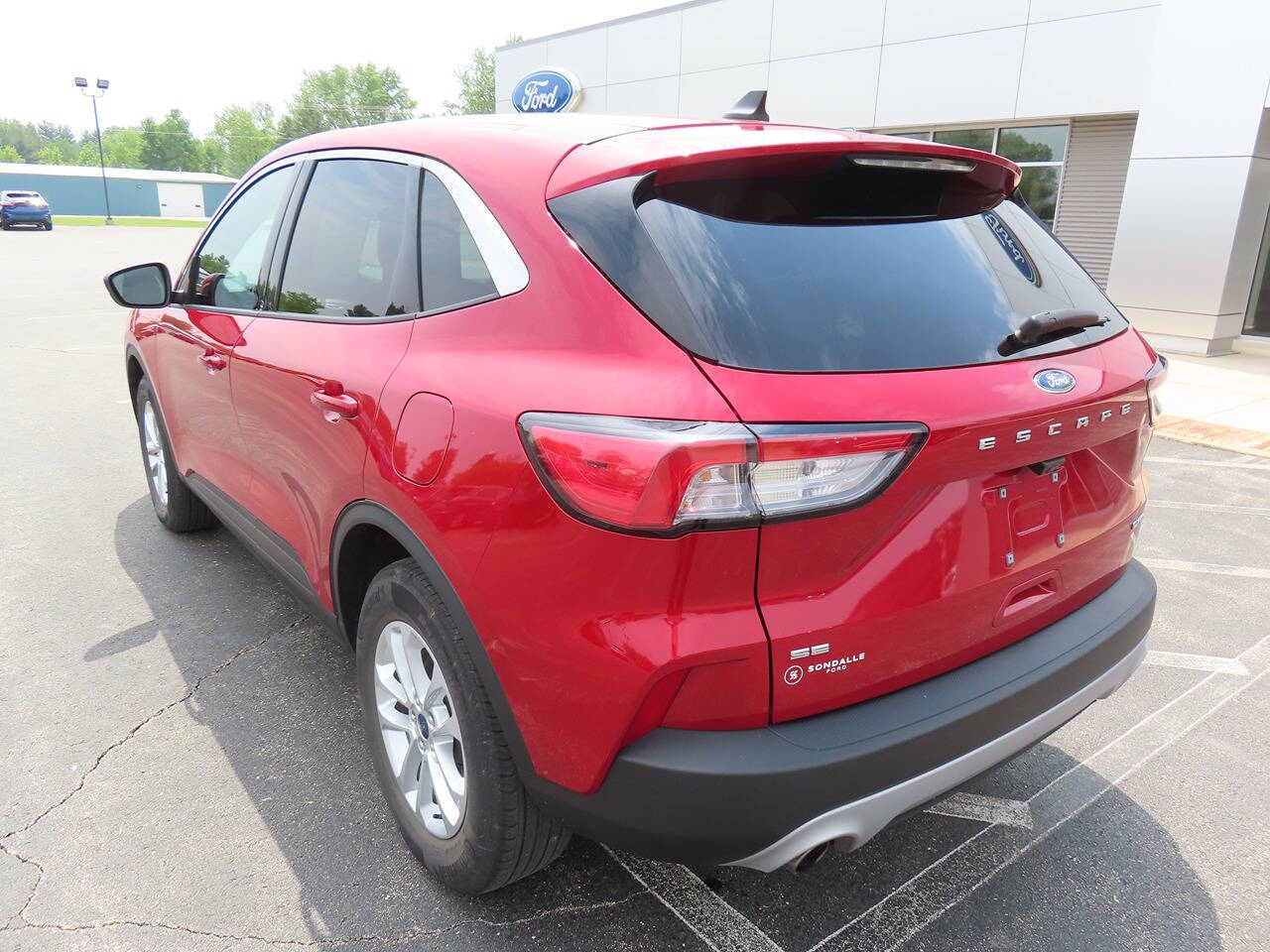 2021 Ford Escape SE photo 6