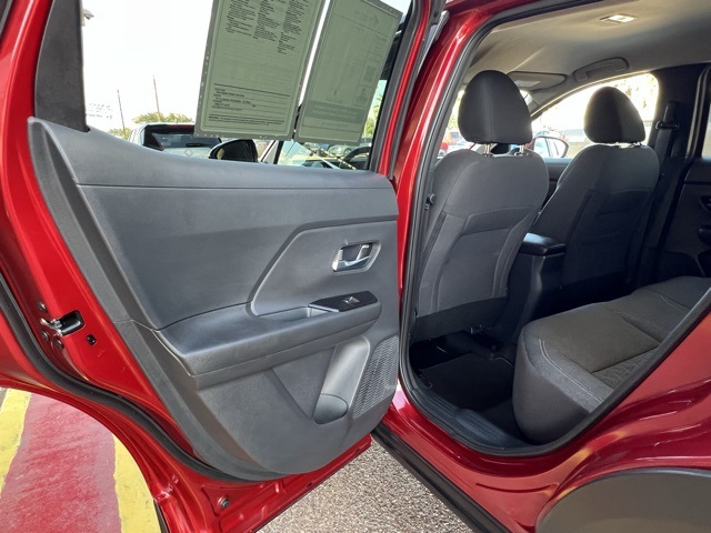 2025 Nissan Kicks SV photo 24