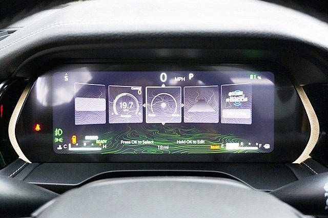 New 2023 Diamond Black Crystal Pearl-Coat Exterior Paint Jeep 4xe image 41