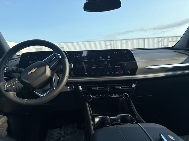 2026 Chevrolet Traverse photo 12
