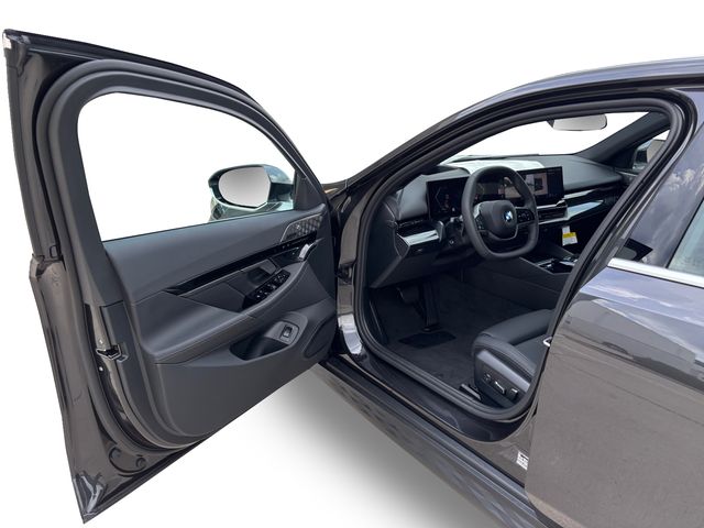 2026 Bmw 530i 530i xDrive photo 18